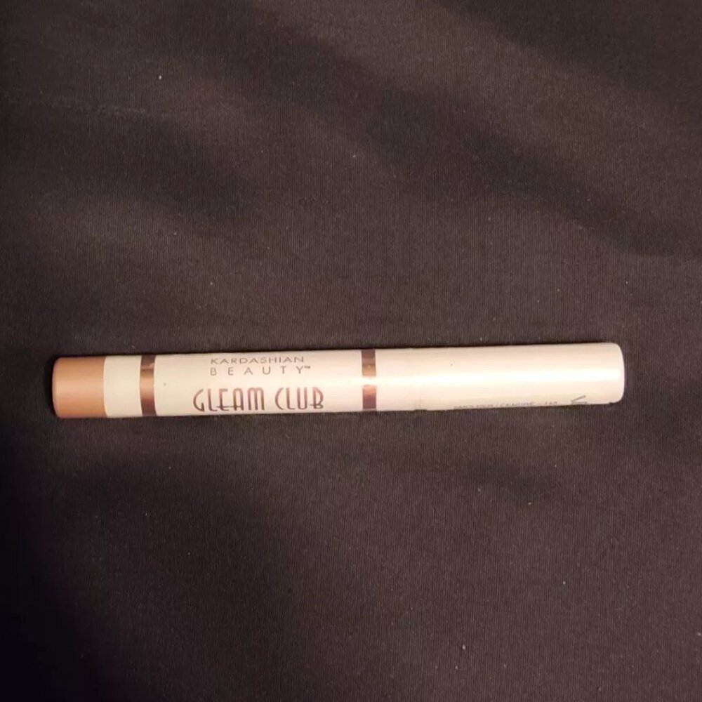 Kardashians Beauty See You In Sequins Gleam Club Eye Metal Sticks - Smolder 0.5g